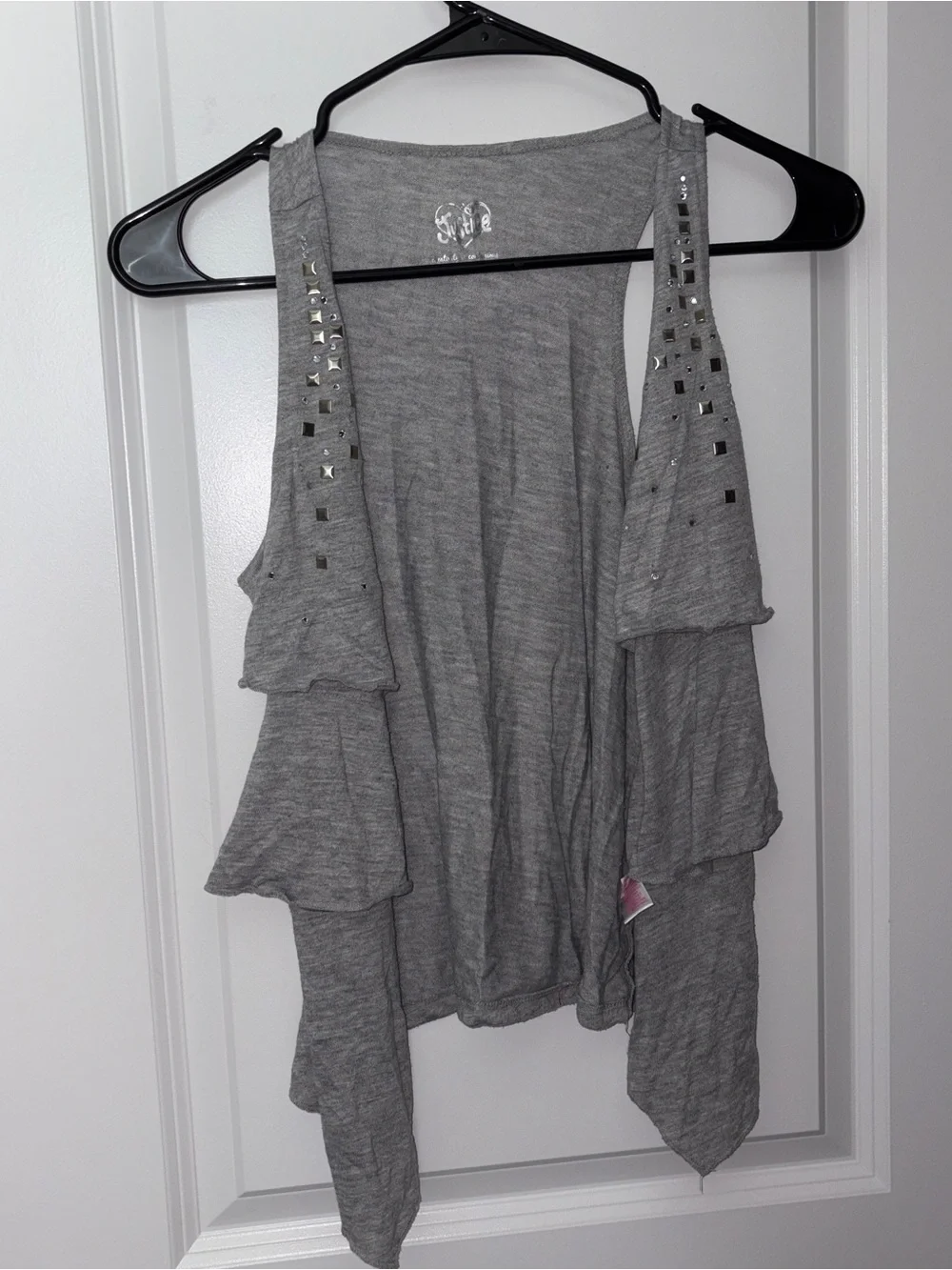 Justice Girl’s Gray Studded Ruffle Vest Size: 8/10